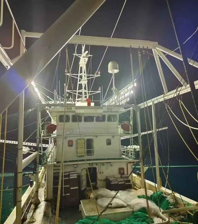 远洋渔船船长在公海被杀害最新进展麻将胡了电子游戏山东威海荣成一(图2)