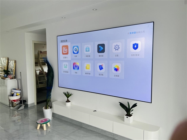 坚果N3对比当贝X5S激光投影仪哪款更值得买PG麻将胡了试玩2025年投影仪选购指南:(图5) 坚果N3对比当贝X5S激光投影仪哪款更值得买PG麻将胡了试玩2025年投影仪选购指南:(图5)